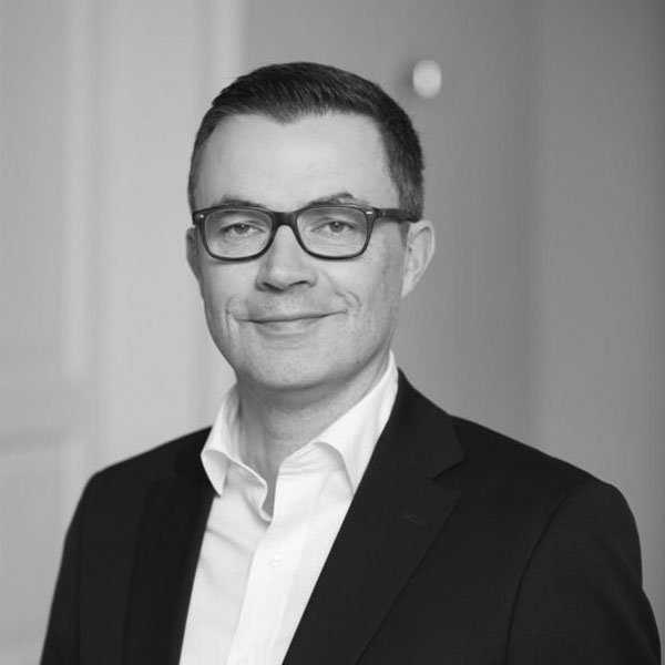 Leadership – AURELIUS FINANCE COMPANY LIMITED